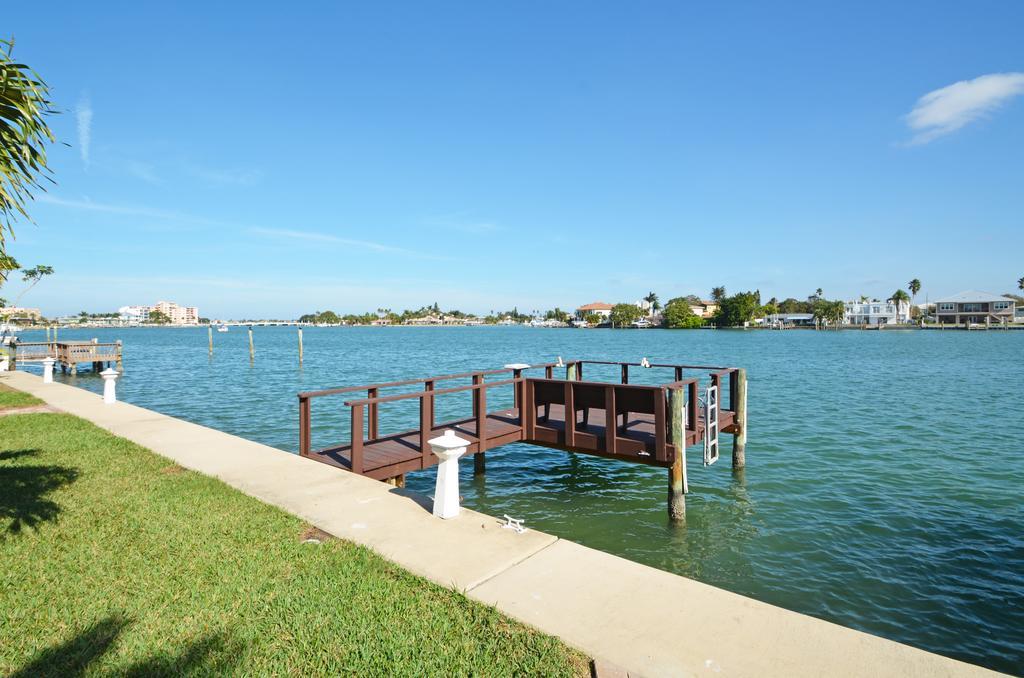 Westwinds Waterfront Resort St. Pete Beach Luaran gambar