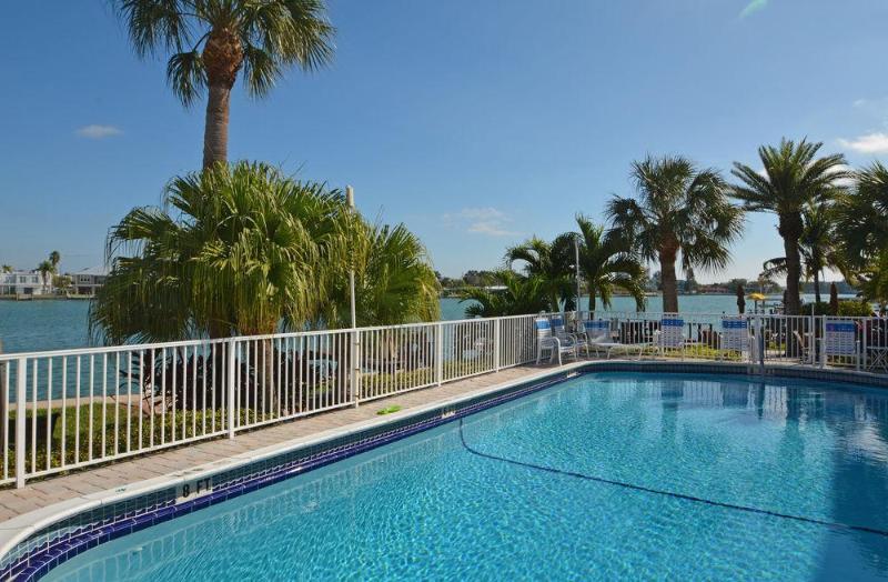Westwinds Waterfront Resort St. Pete Beach Luaran gambar