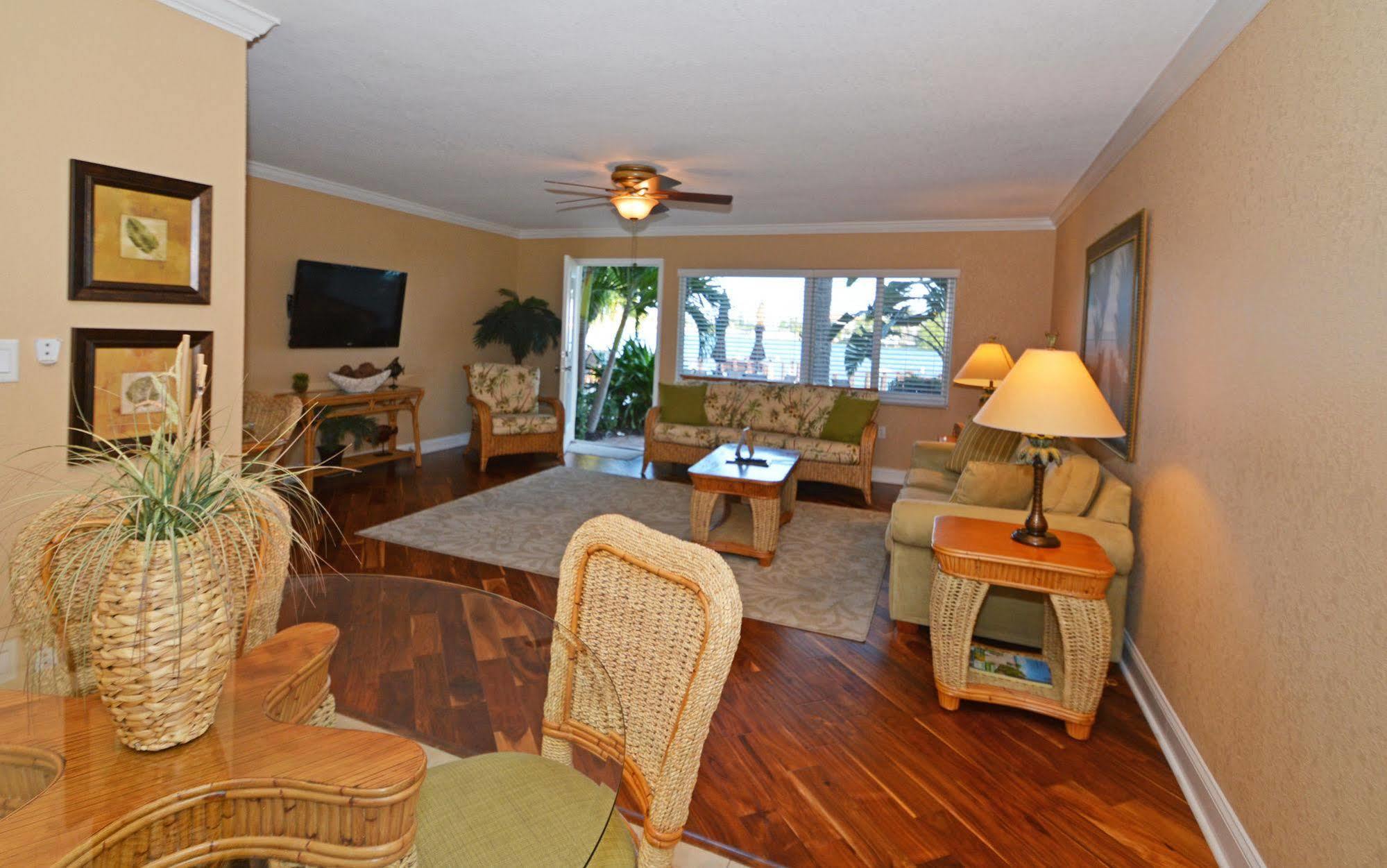 Westwinds Waterfront Resort St. Pete Beach Luaran gambar