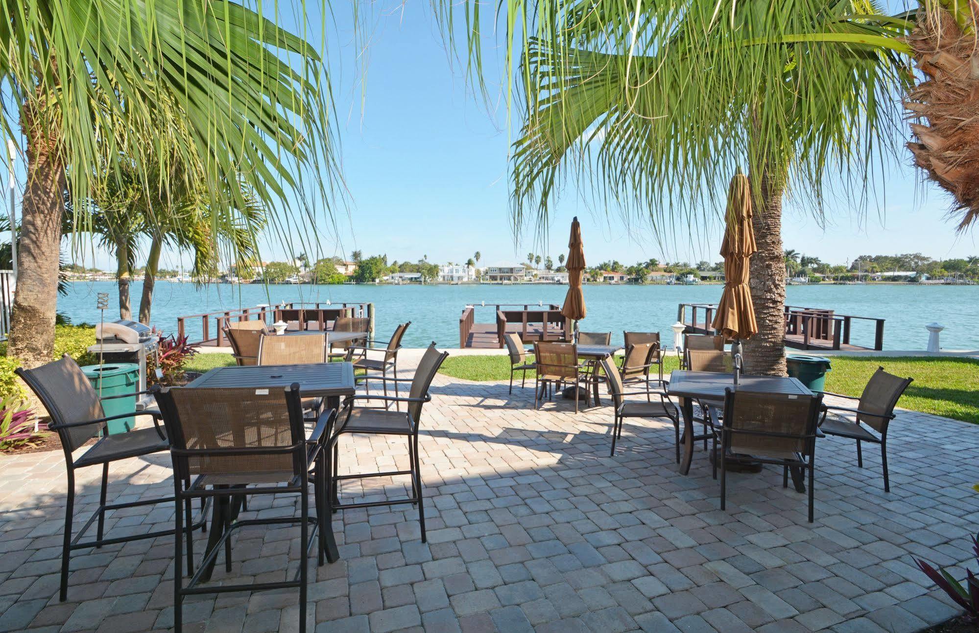Westwinds Waterfront Resort St. Pete Beach Luaran gambar